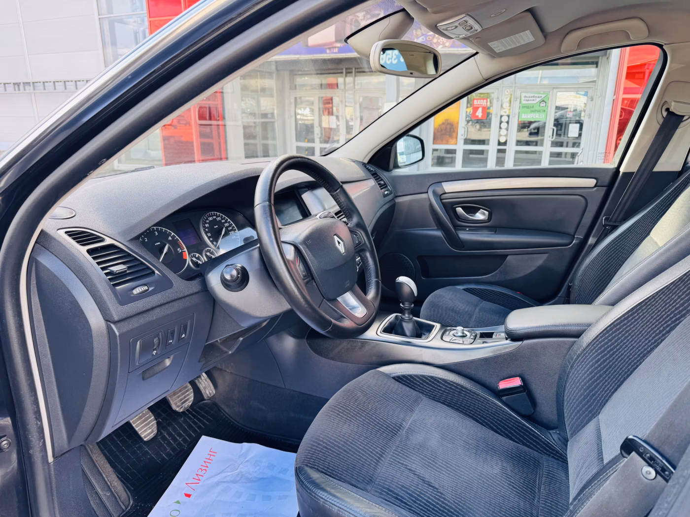 Renault Laguna фото 5