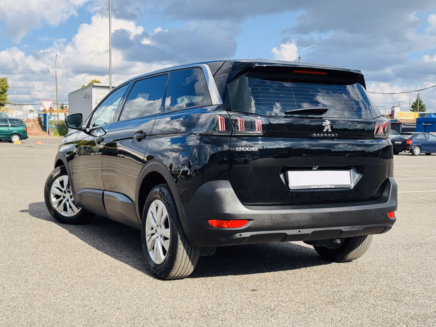 Peugeot 5008 фото 4