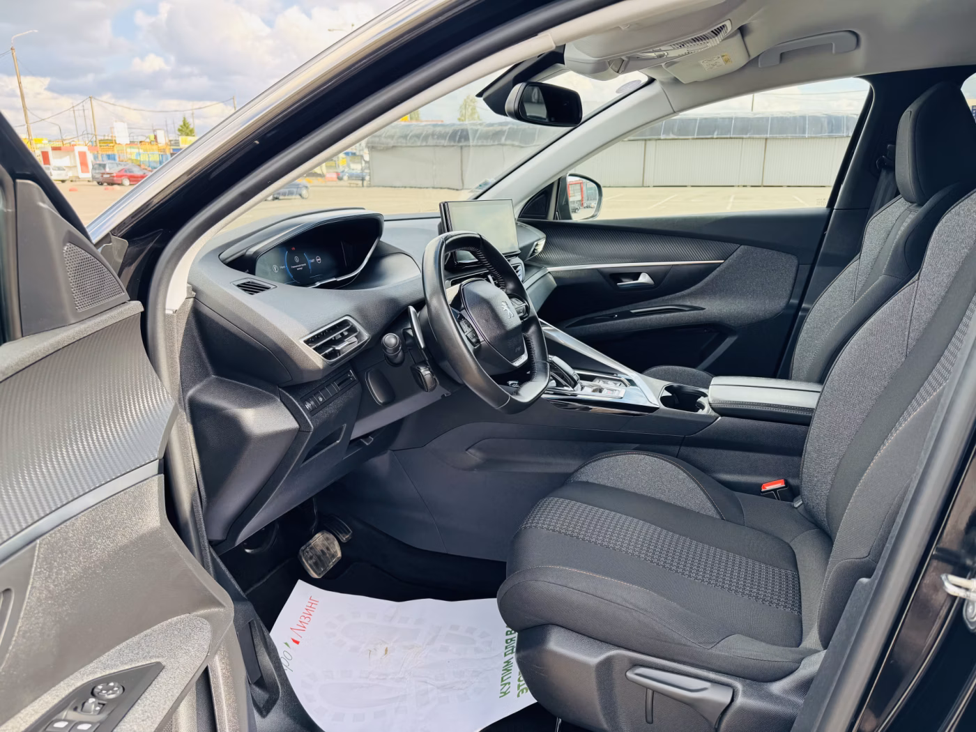 Peugeot 5008 фото 5