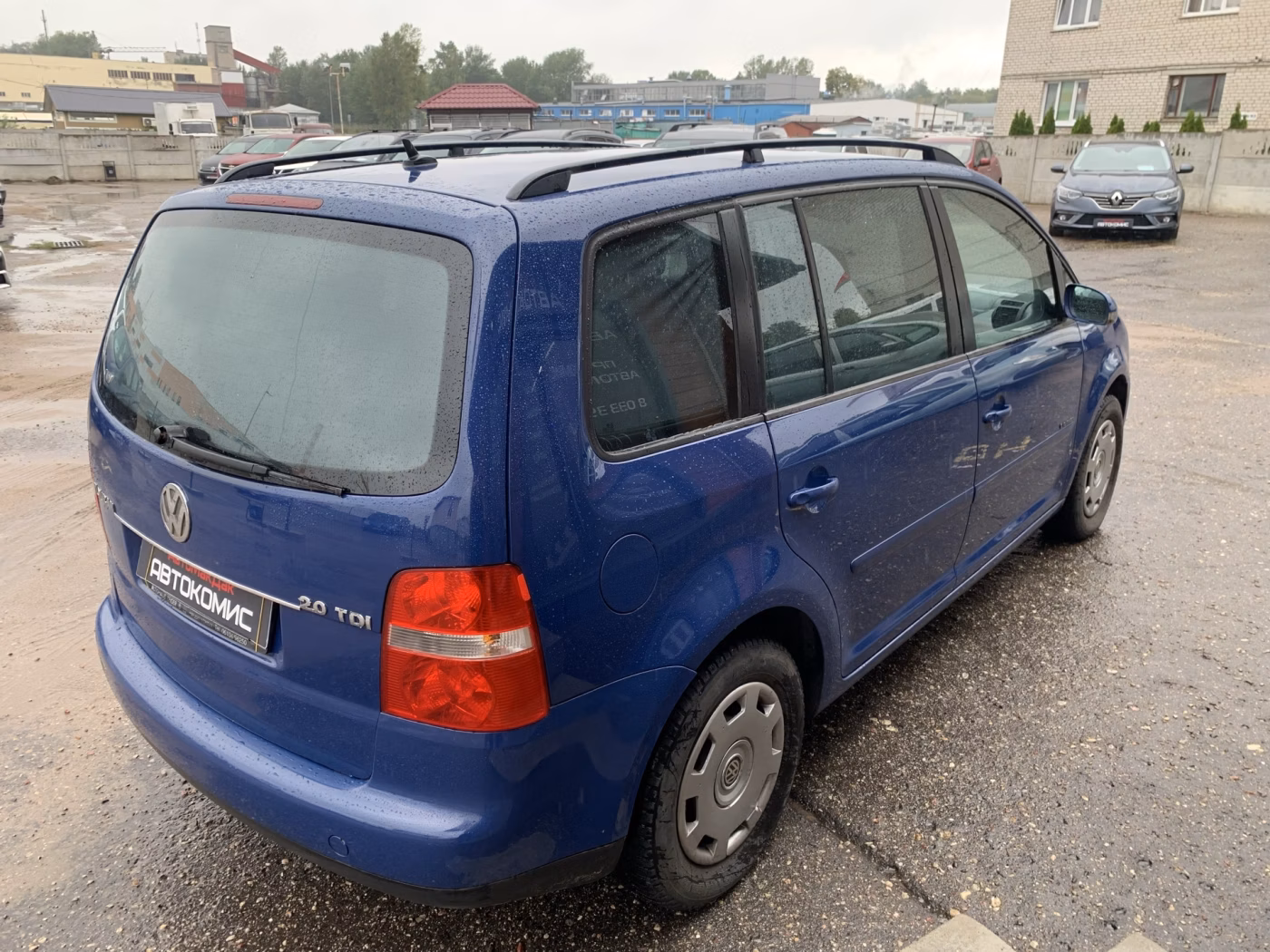 Volkswagen Touran фото 5