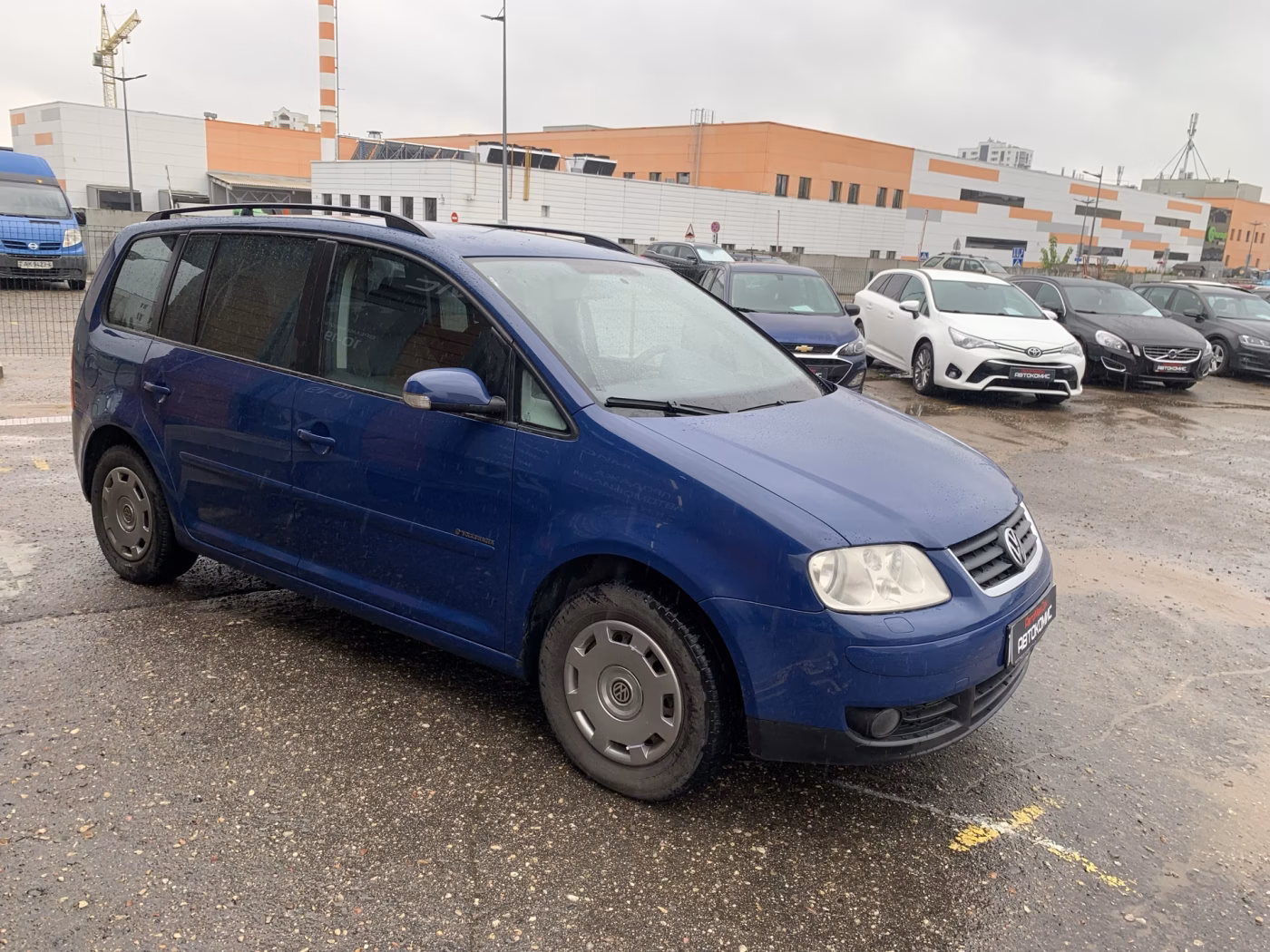 Volkswagen Touran фото 6