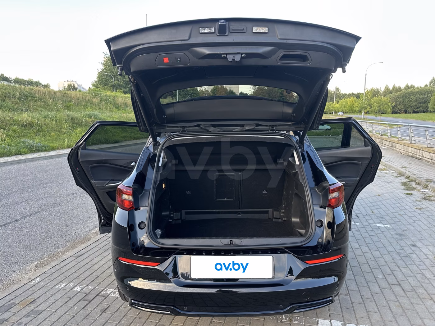 Opel Grandland X фото 19