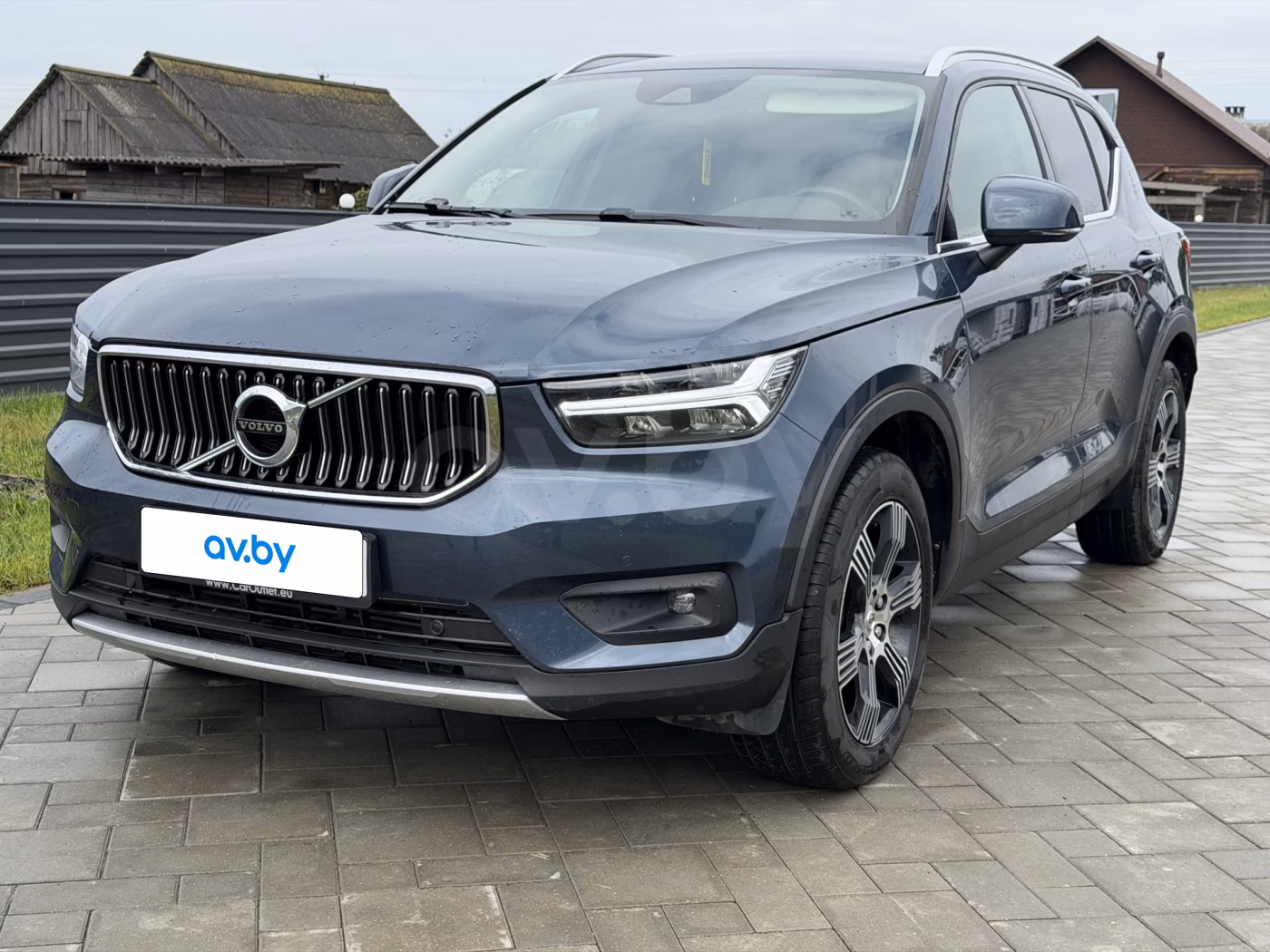 Volvo XC40 фото 2