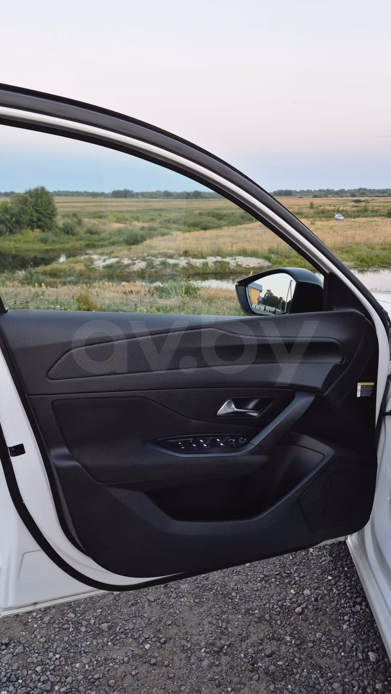 Peugeot 308 фото 25
