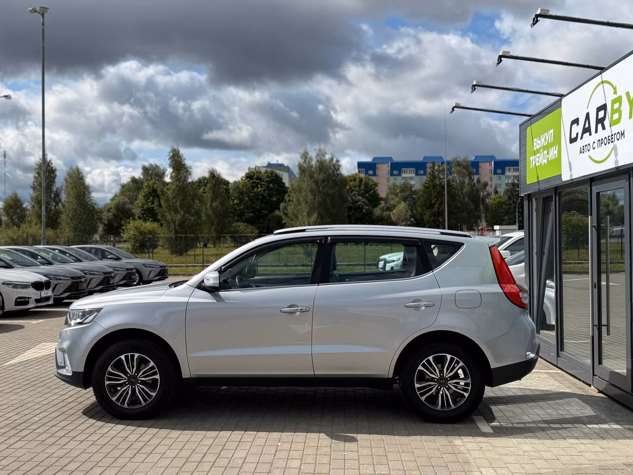 Geely Emgrand X7 фото 3
