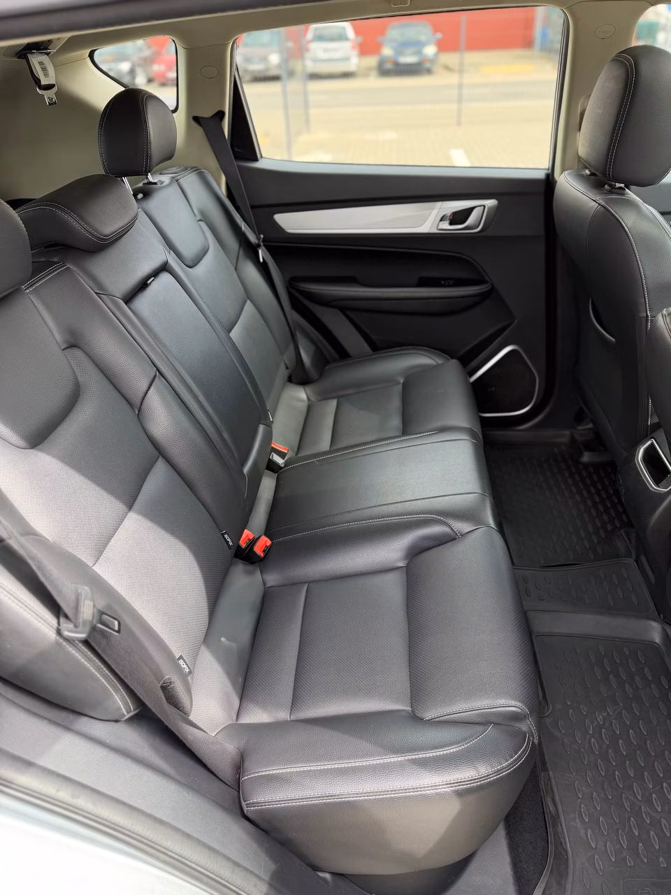 Geely Emgrand X7 фото 7