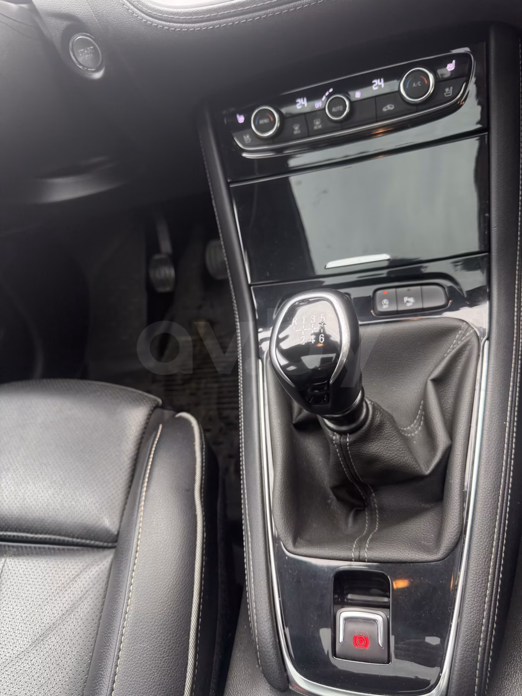 Opel Grandland X фото 10