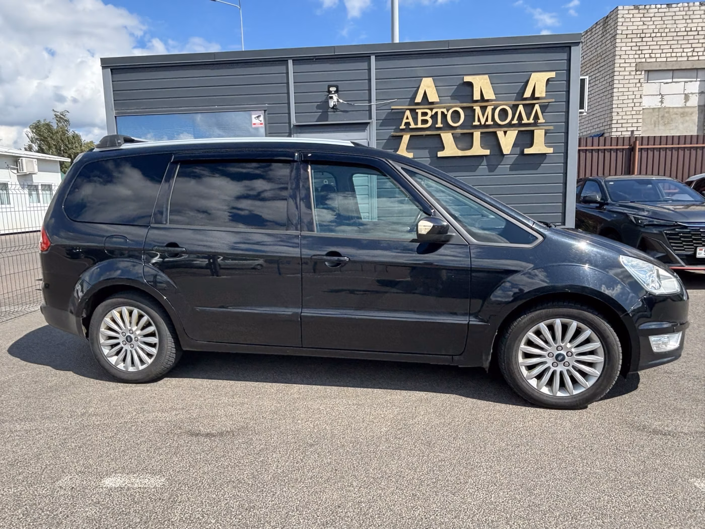 Ford Galaxy фото 2