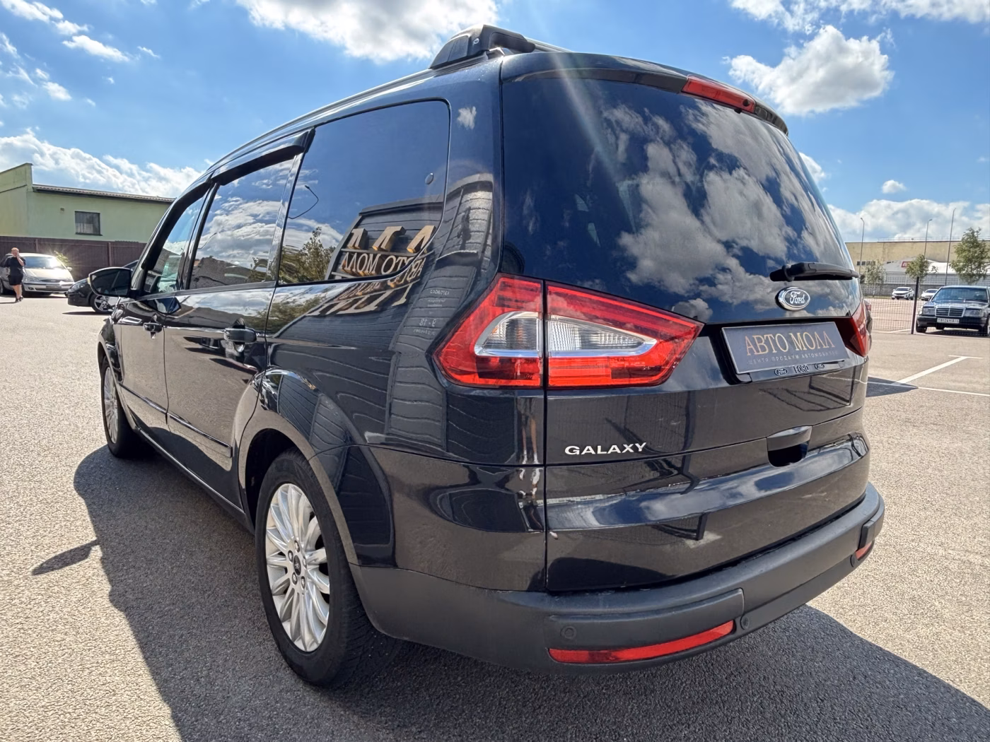 Ford Galaxy фото 5