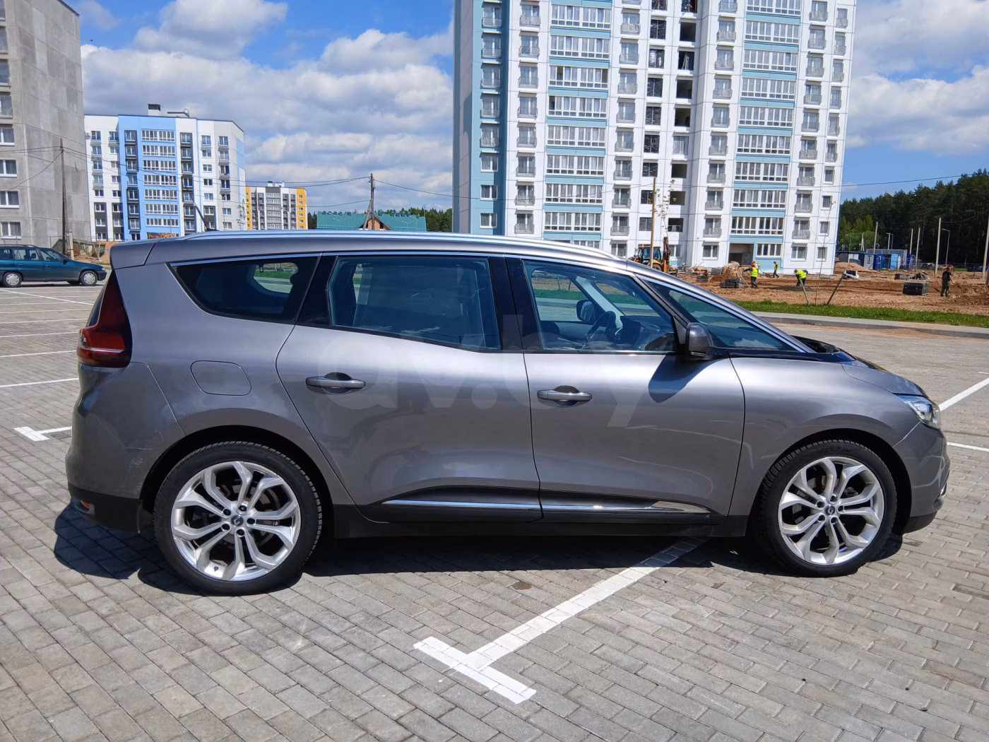 Renault Grand Scenic фото 6