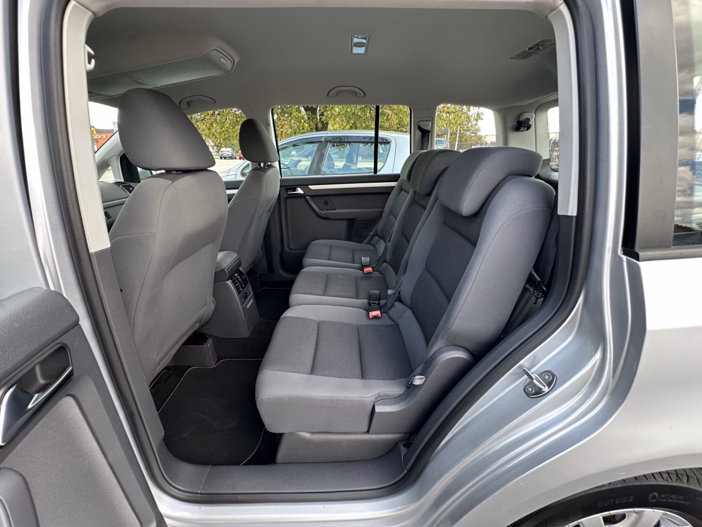 Volkswagen Touran фото 10