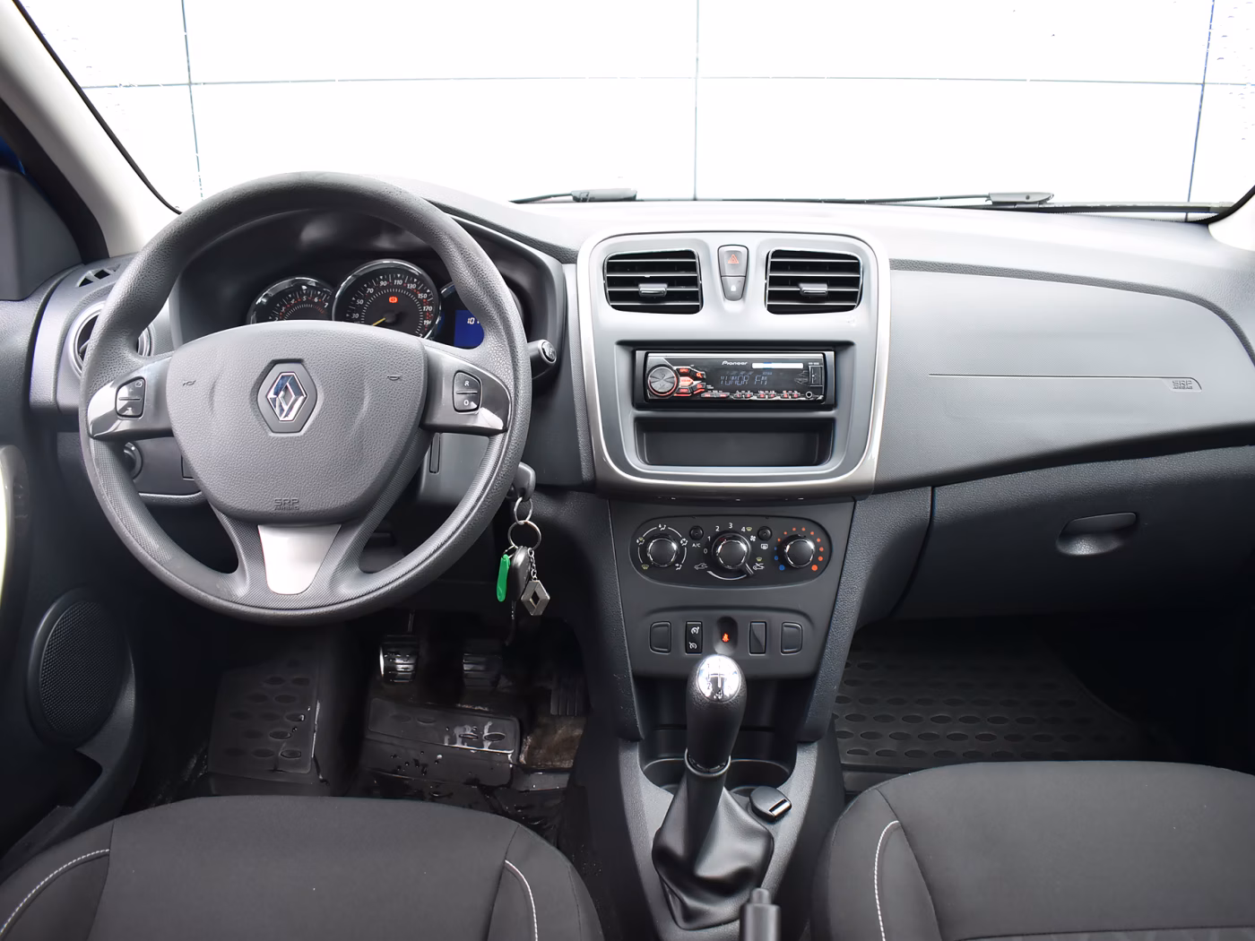 Renault Sandero Stepway фото 9