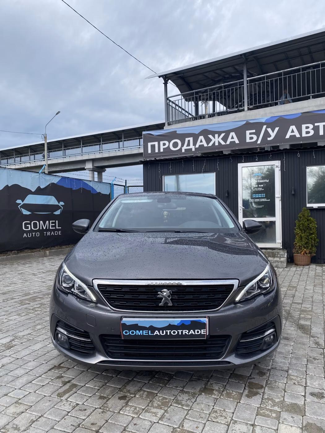 Peugeot 308 фото 2