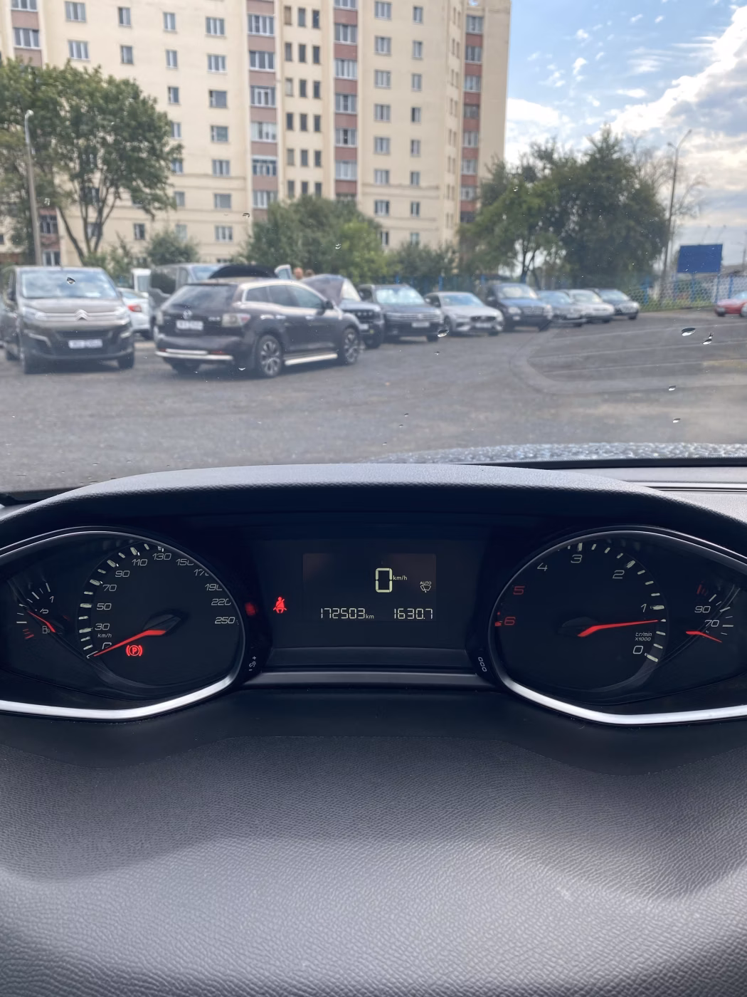 Peugeot 308 фото 16
