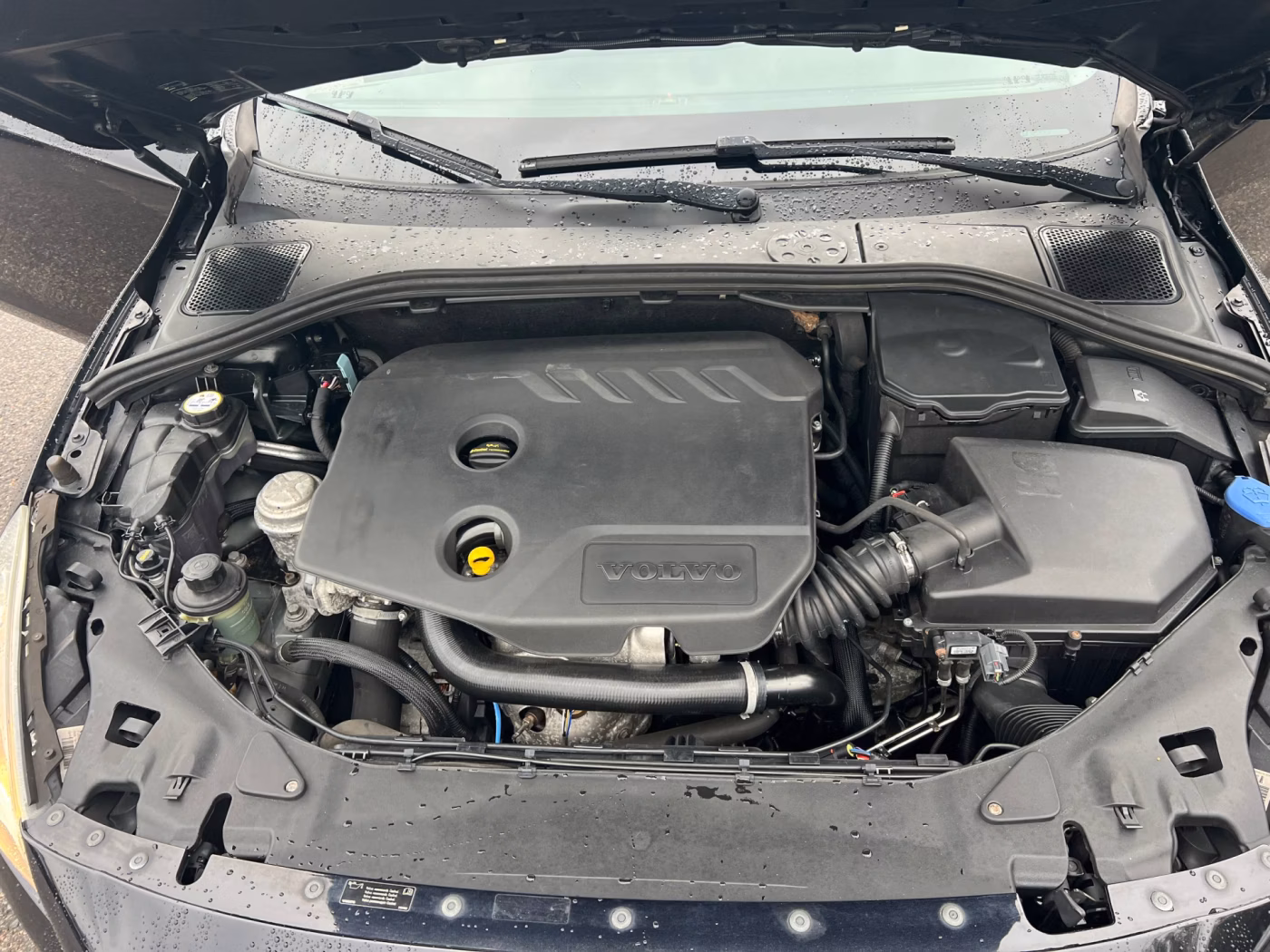 Volvo V60 фото 19