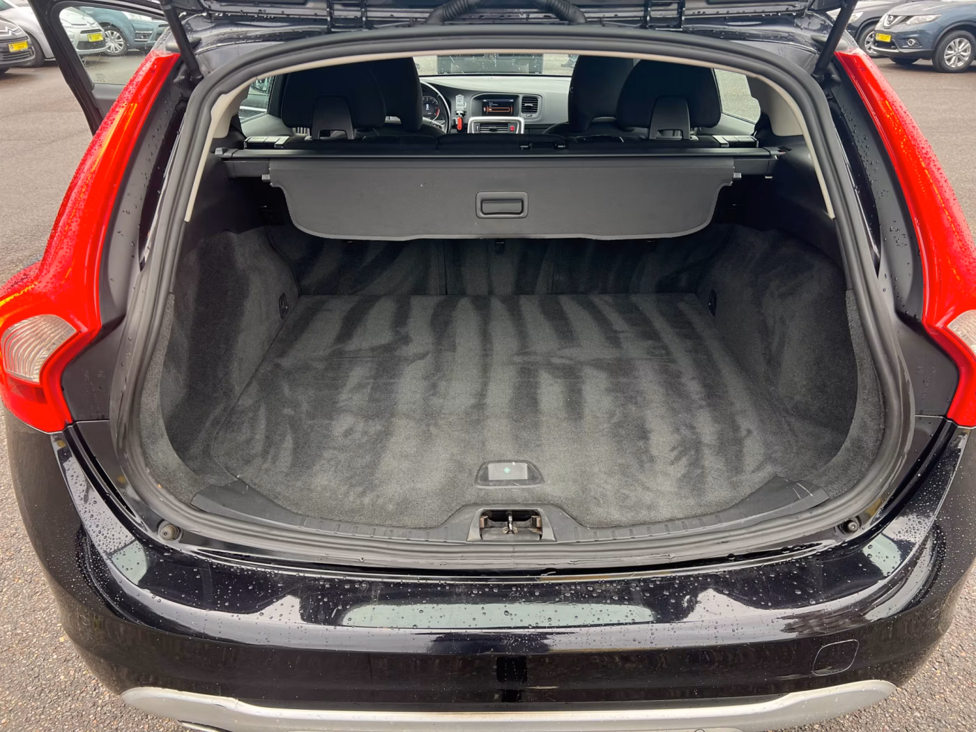 Volvo V60 фото 9