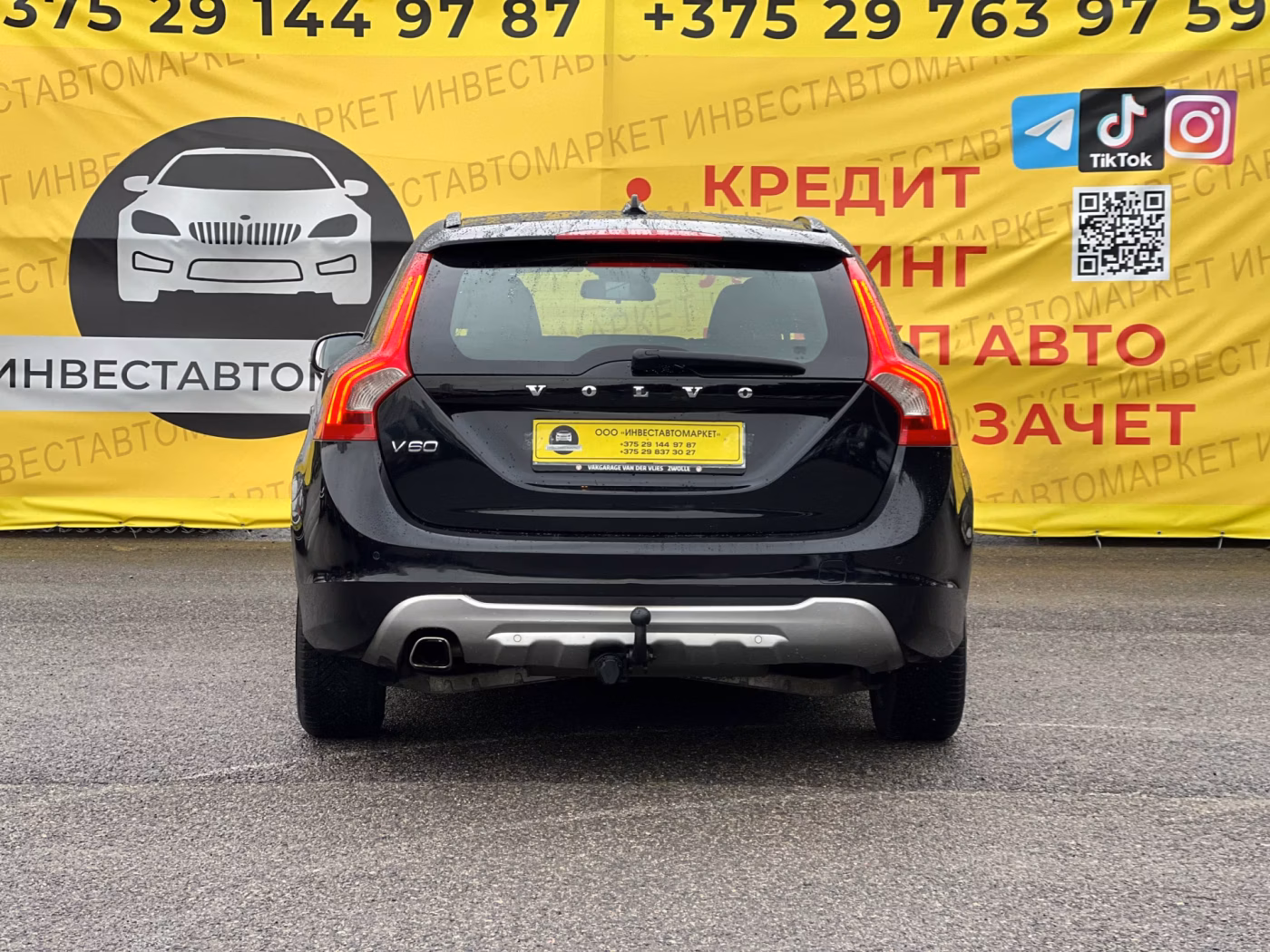 Volvo V60 фото 7