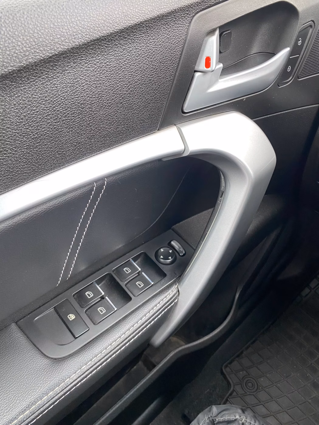 Geely Emgrand фото 11