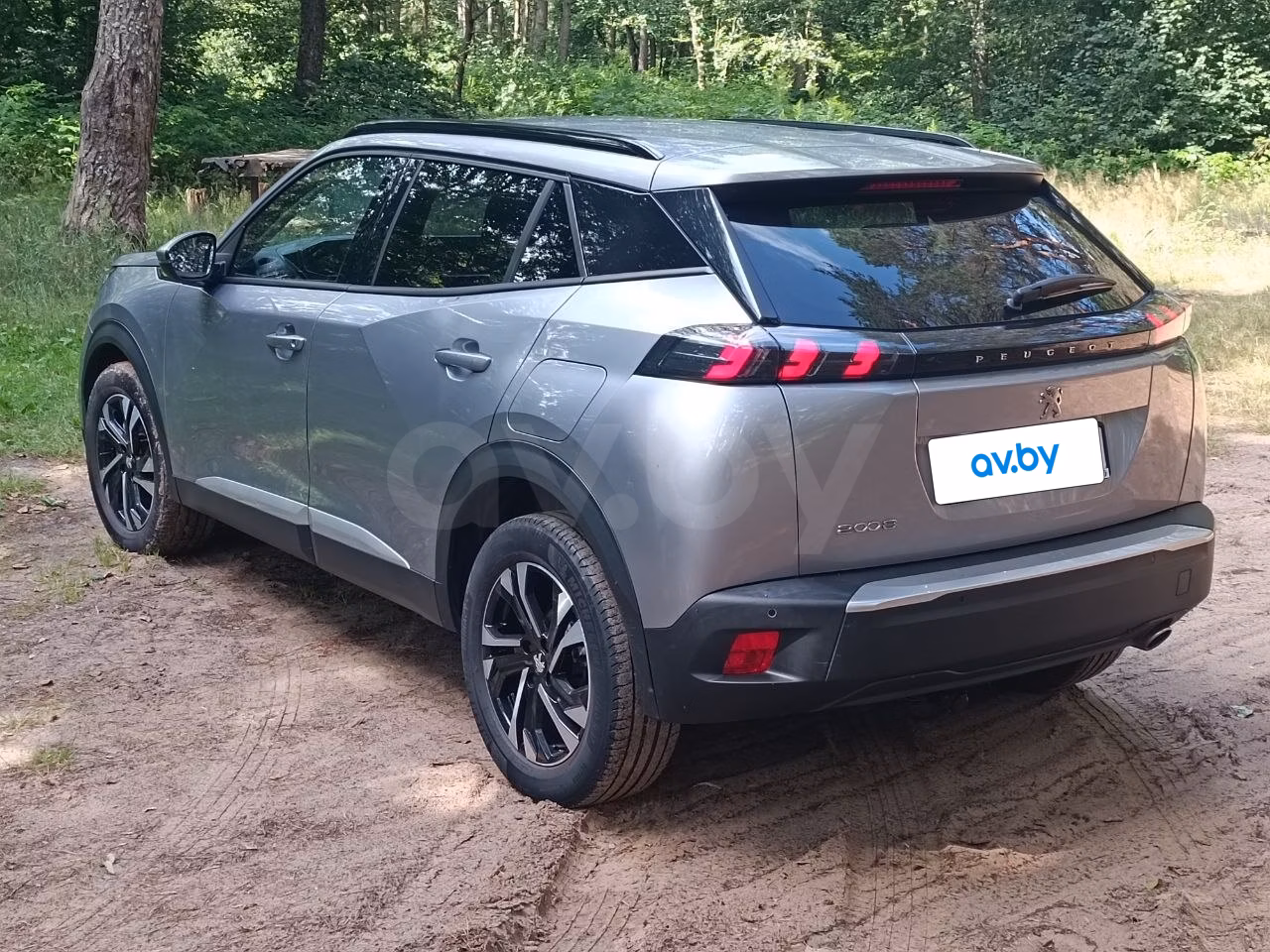 Peugeot 2008 фото 4