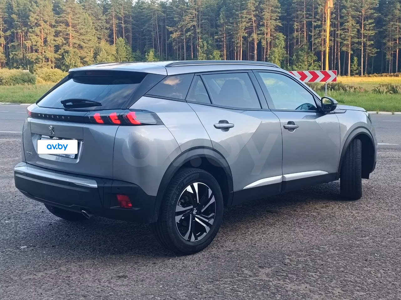 Peugeot 2008 фото 19