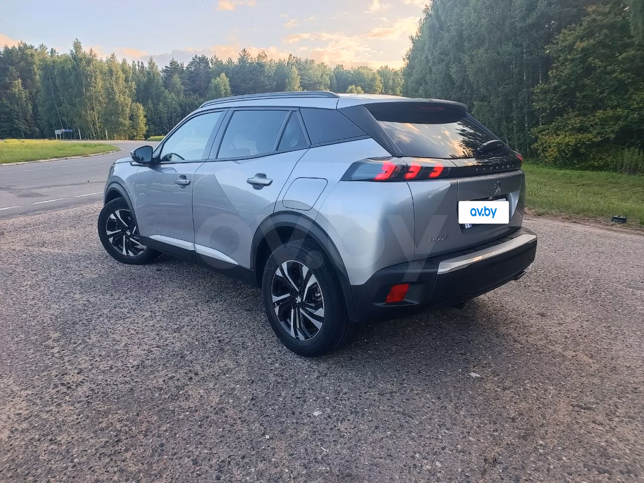 Peugeot 2008 фото 20