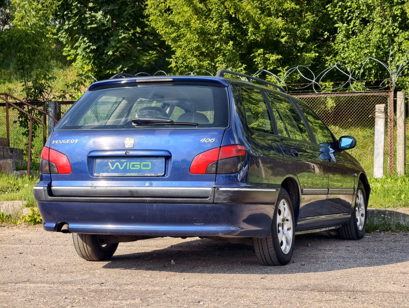 Peugeot 406 фото 7