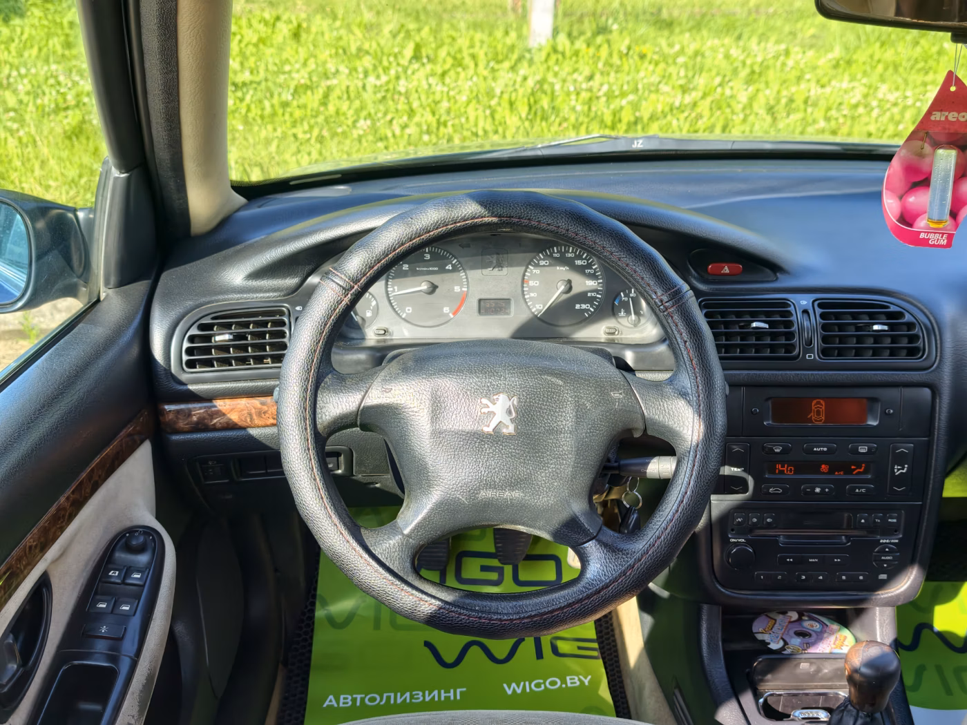 Peugeot 406 фото 15