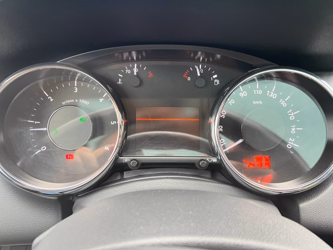 Peugeot 5008 фото 26