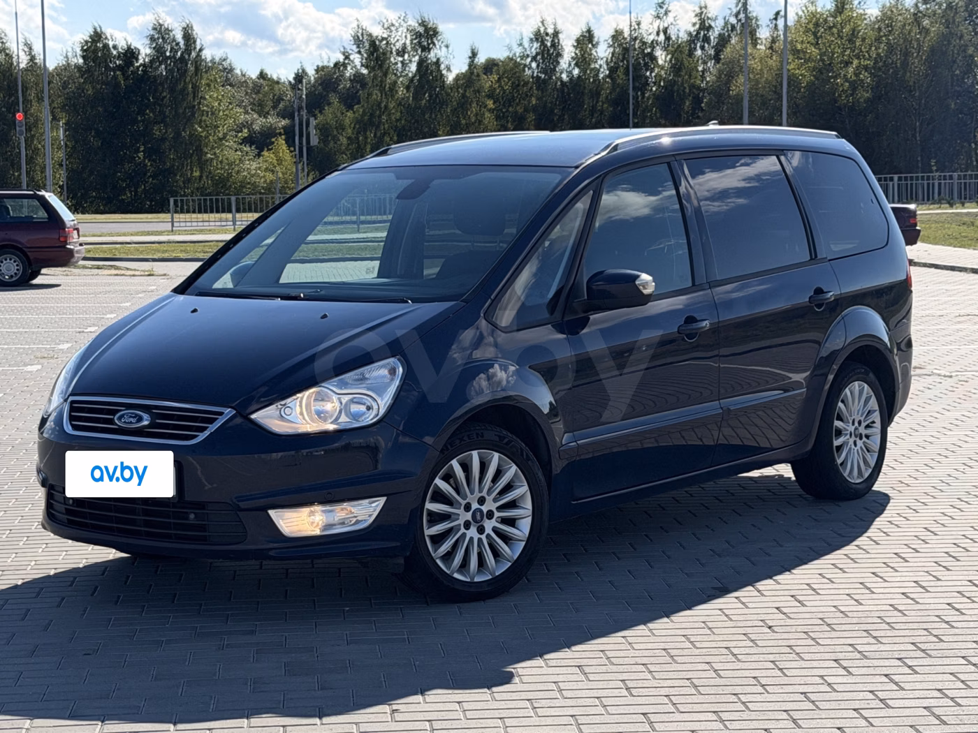 Ford Galaxy фото 3