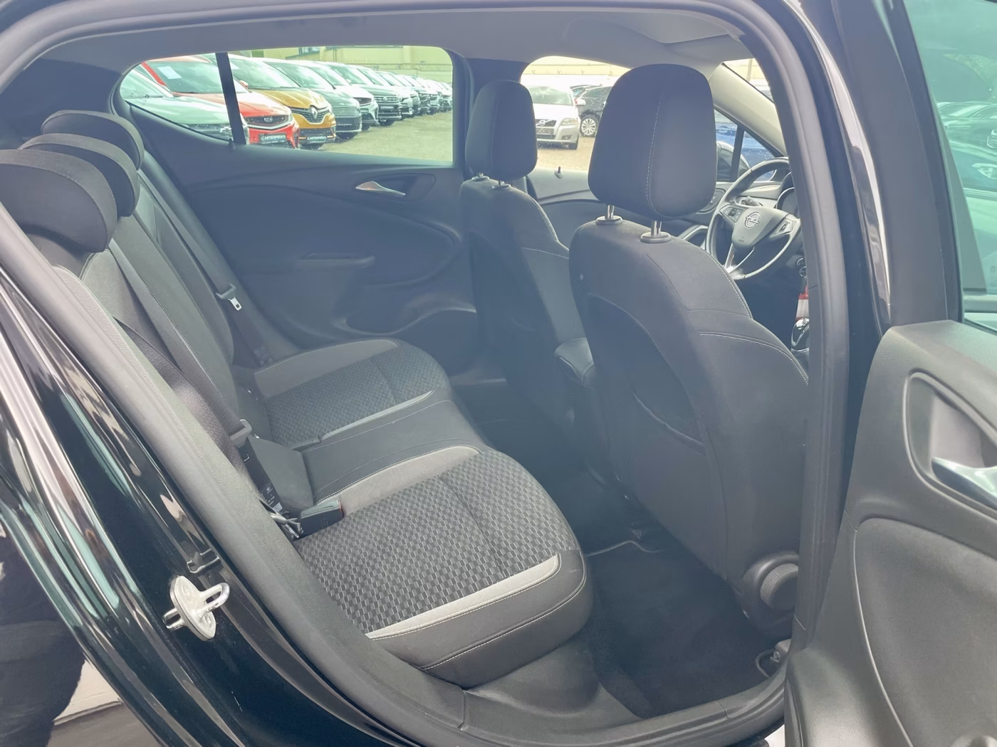 Opel Astra фото 18