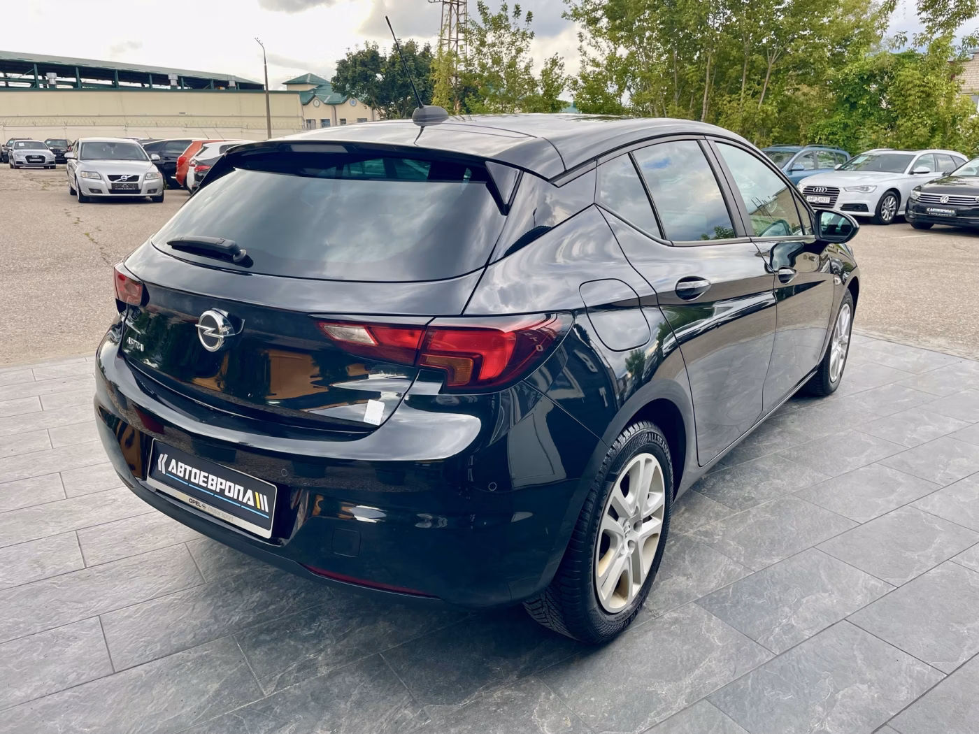 Opel Astra фото 5