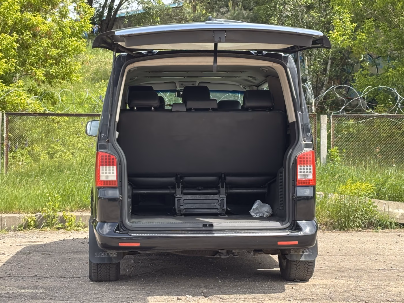 Volkswagen Caravelle фото 8