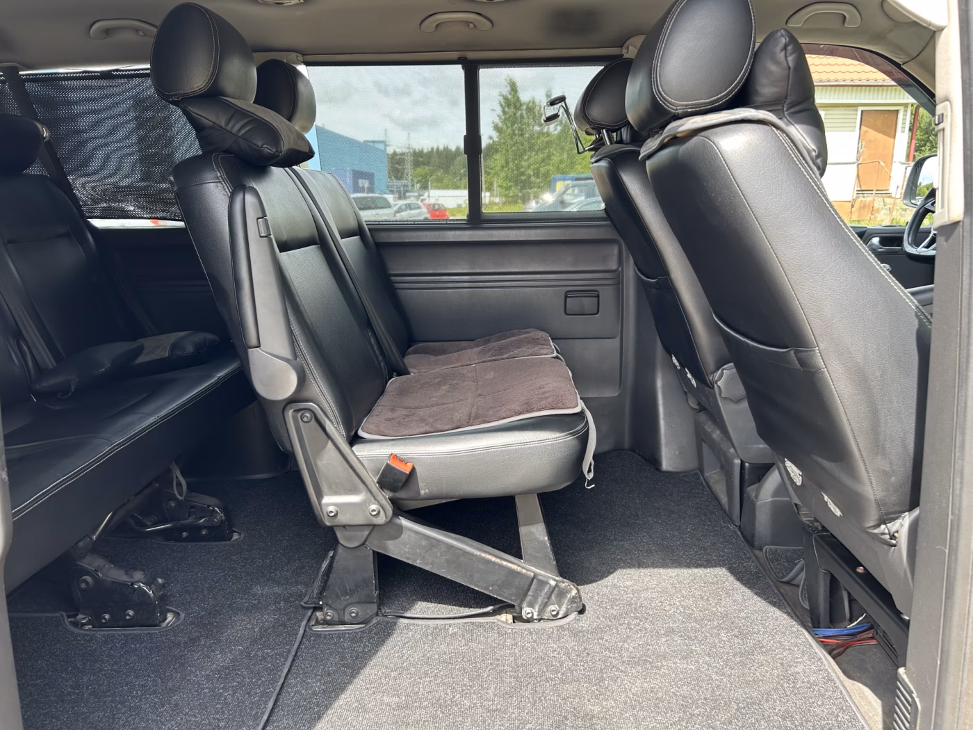 Volkswagen Caravelle фото 12