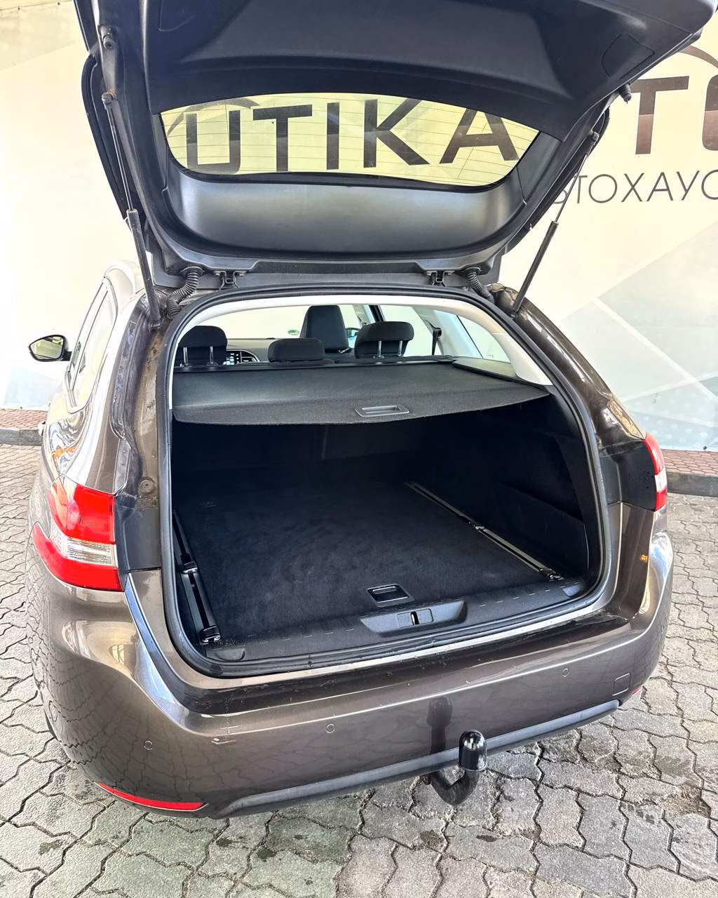 Peugeot 308 фото 14