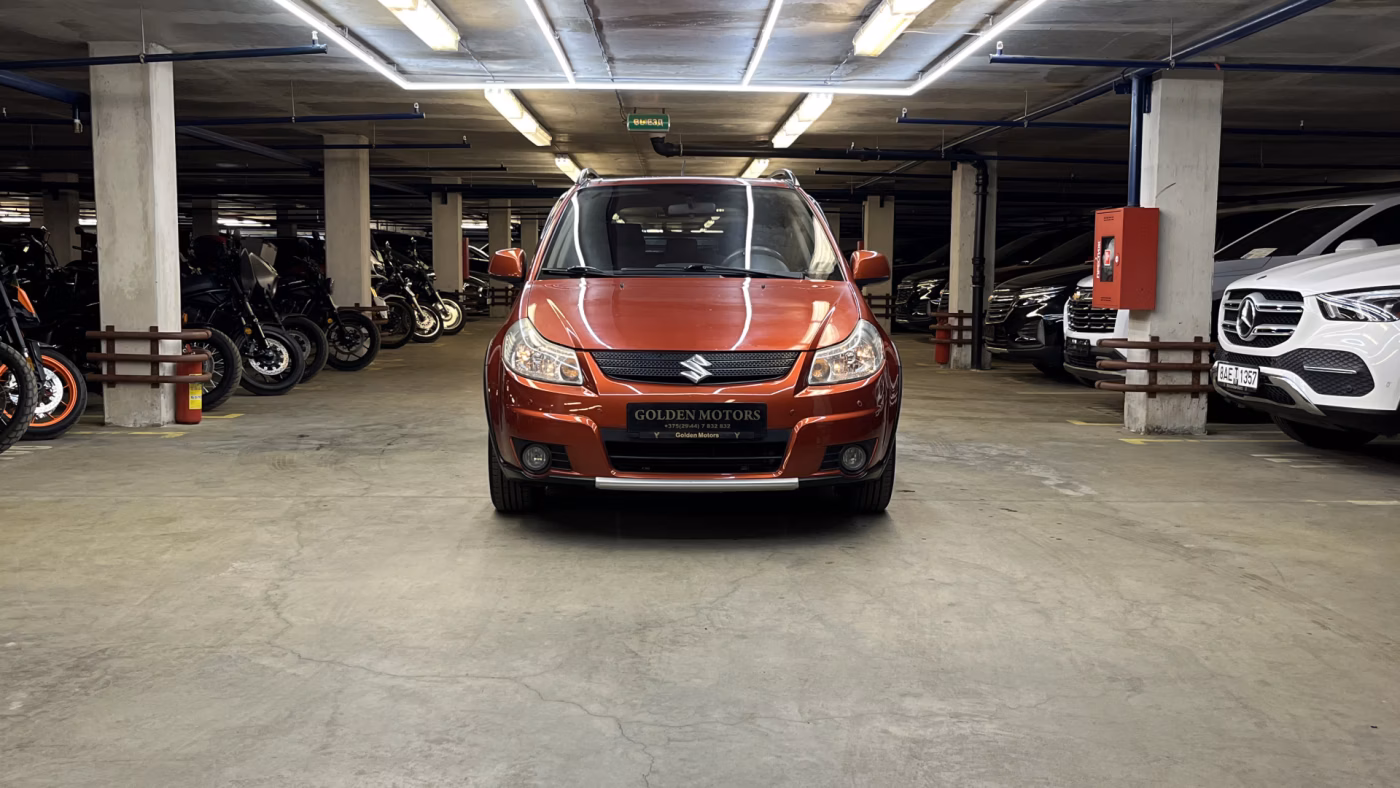 Suzuki SX4 фото 2