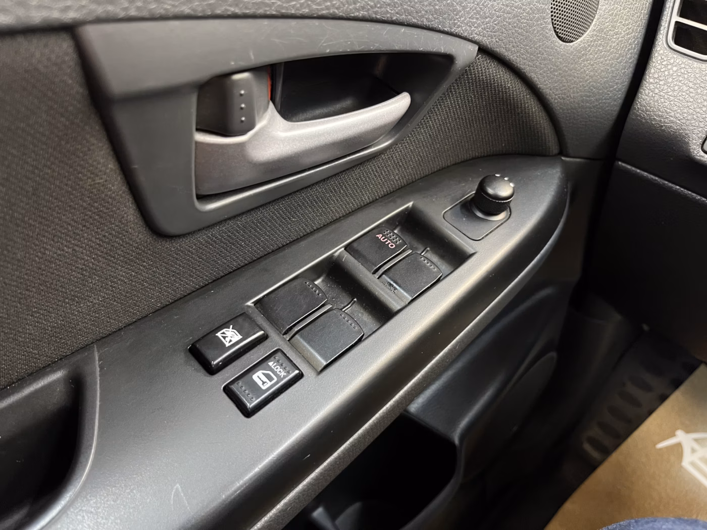 Suzuki SX4 фото 8