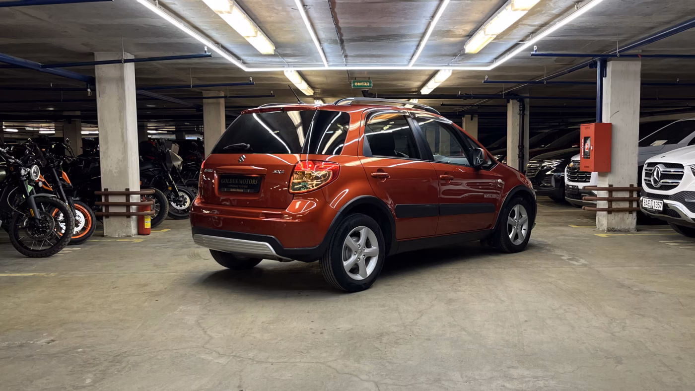 Suzuki SX4 фото 4