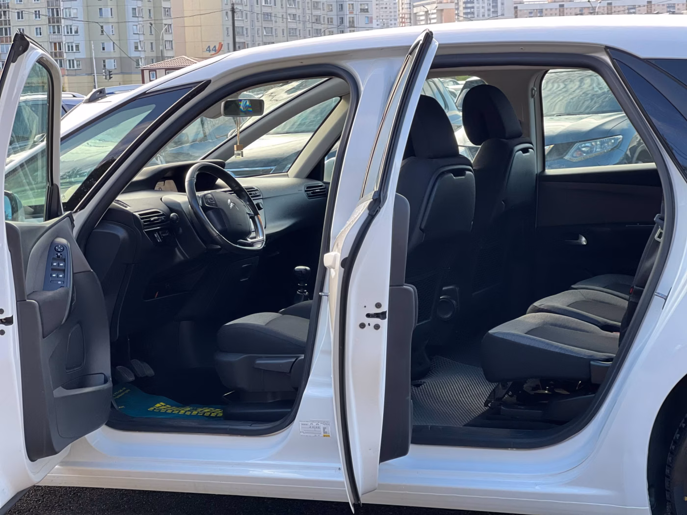 Citroen C4 Spacetourer фото 15