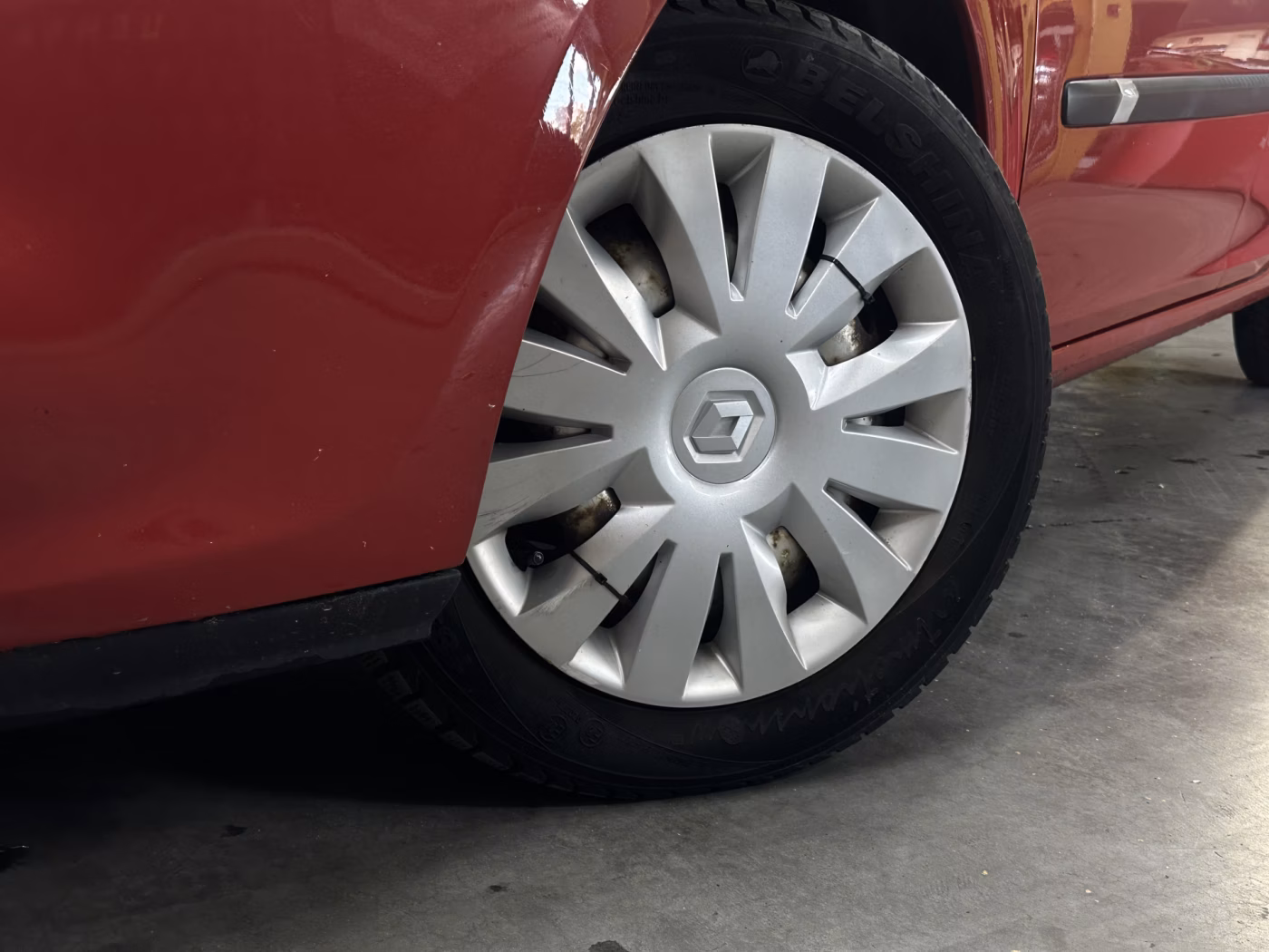 Renault Clio фото 28