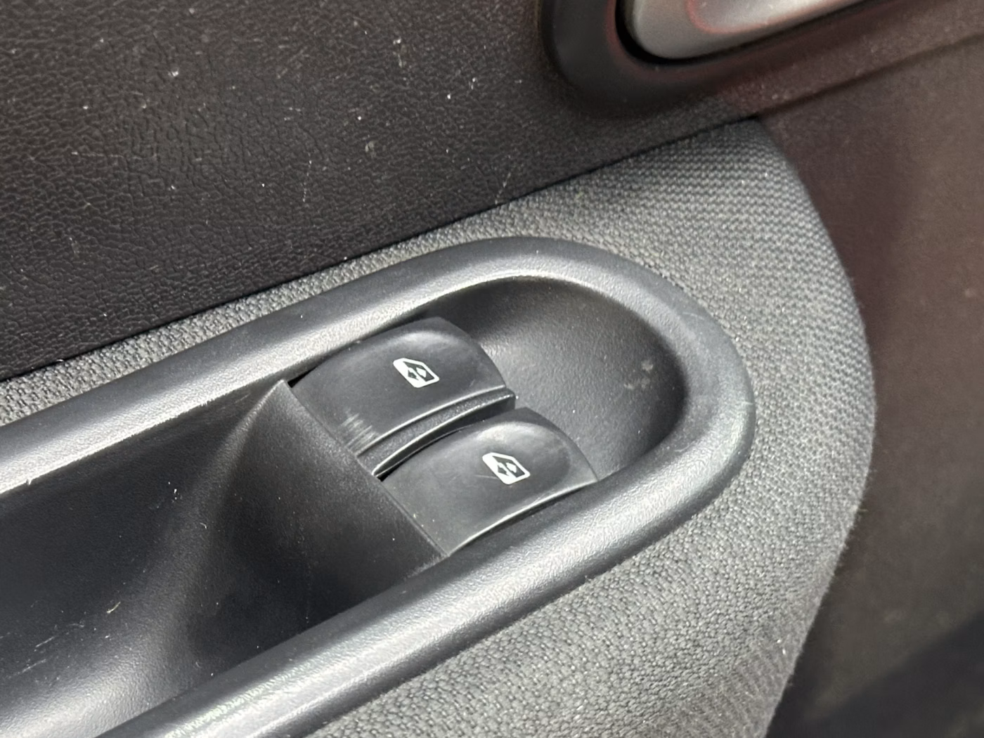 Renault Clio фото 18