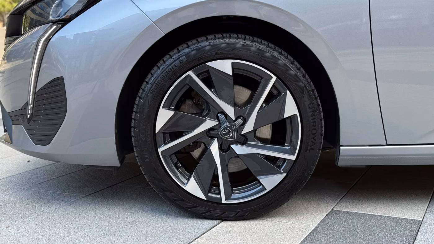 Peugeot 308 фото 17