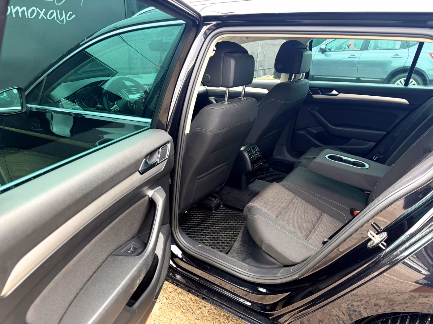 Volkswagen Passat фото 11