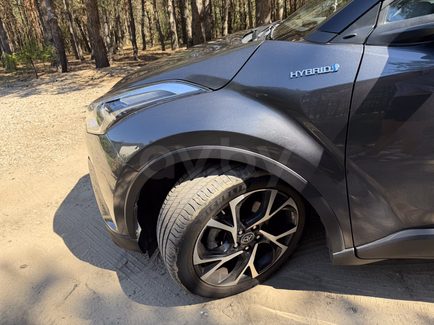 Toyota C-HR фото 10
