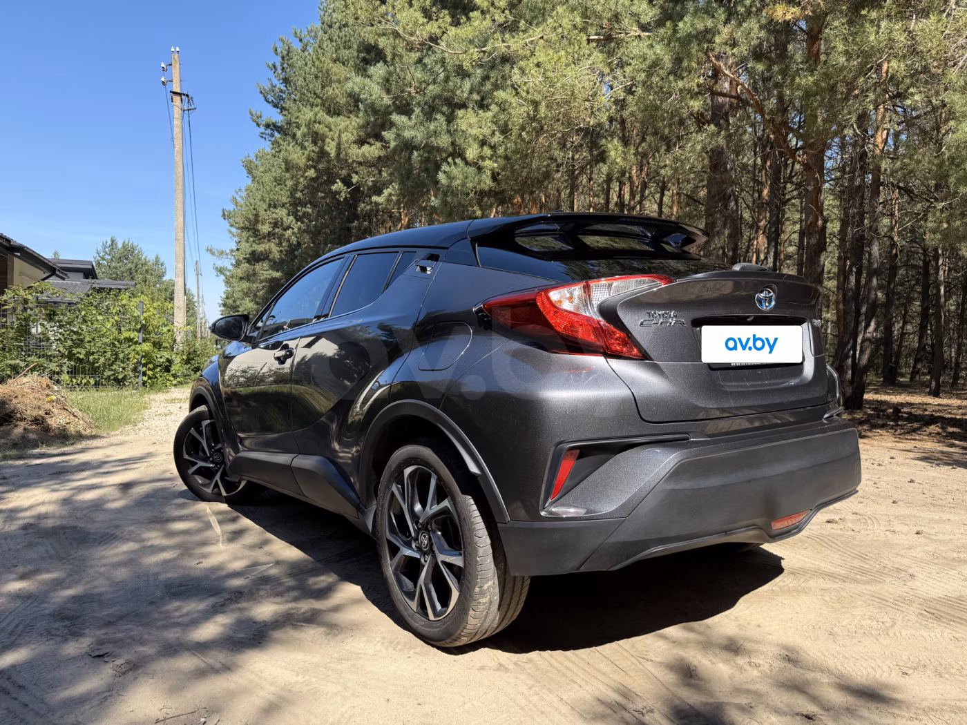 Toyota C-HR фото 6
