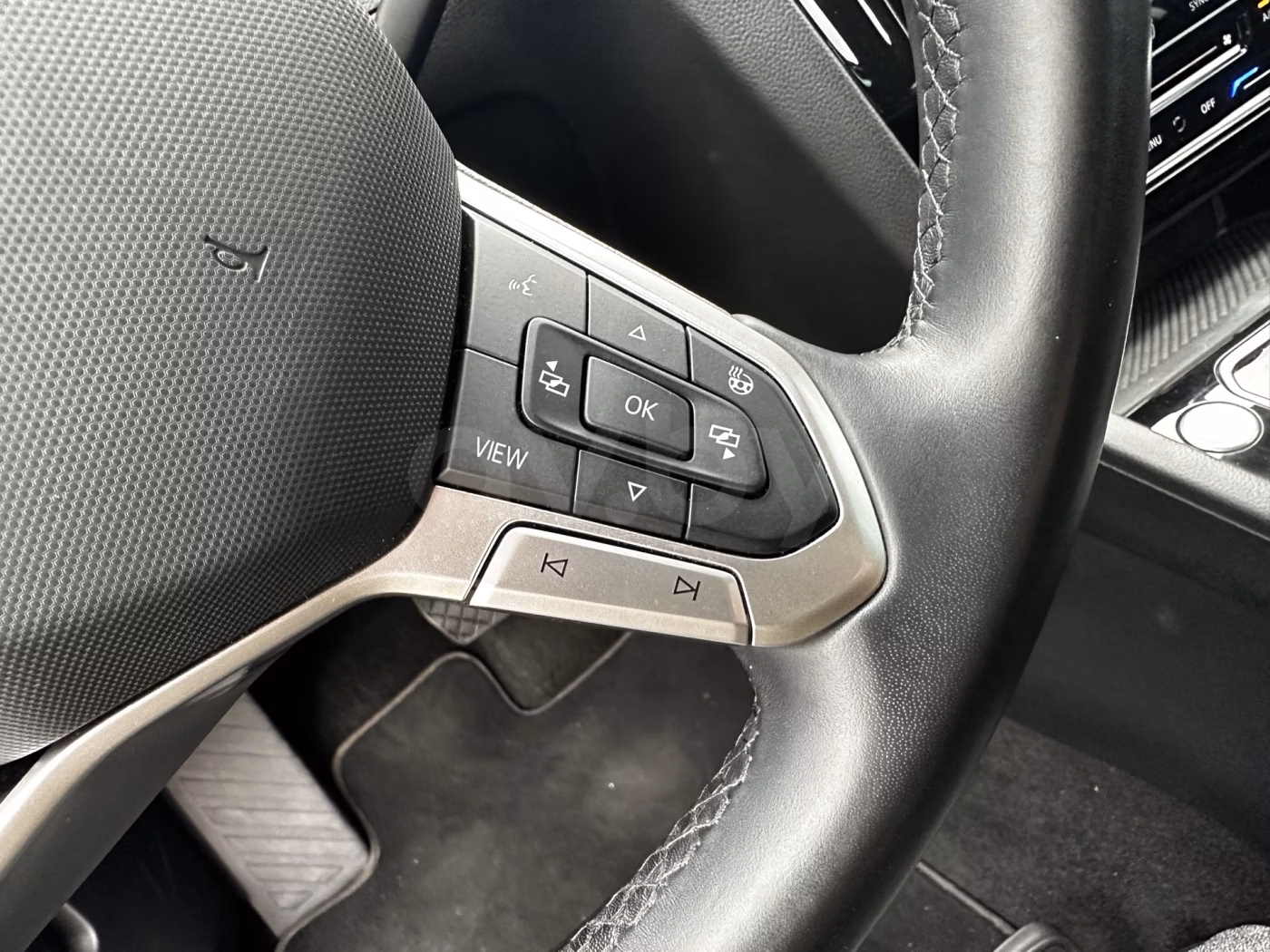 Volkswagen Passat фото 11