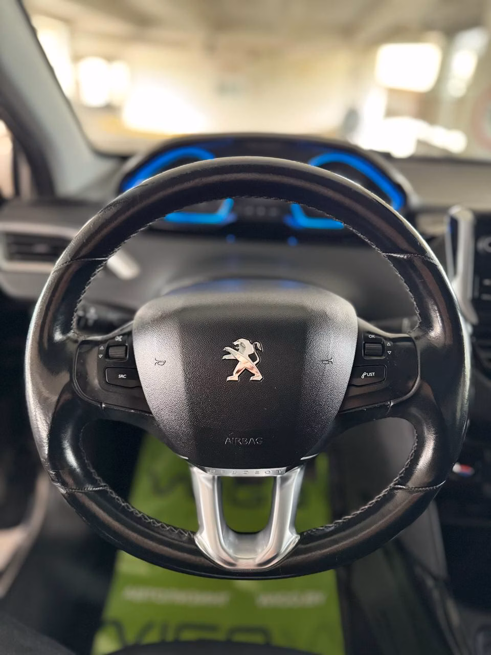 Peugeot 2008 фото 14