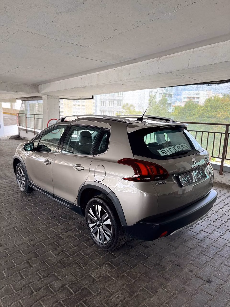 Peugeot 2008 фото 4