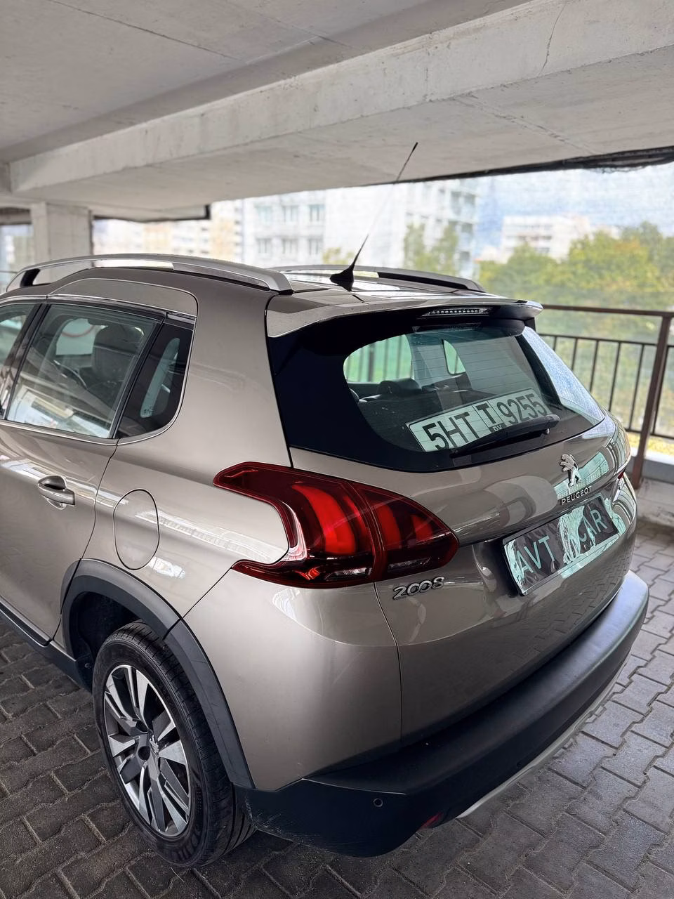 Peugeot 2008 фото 5