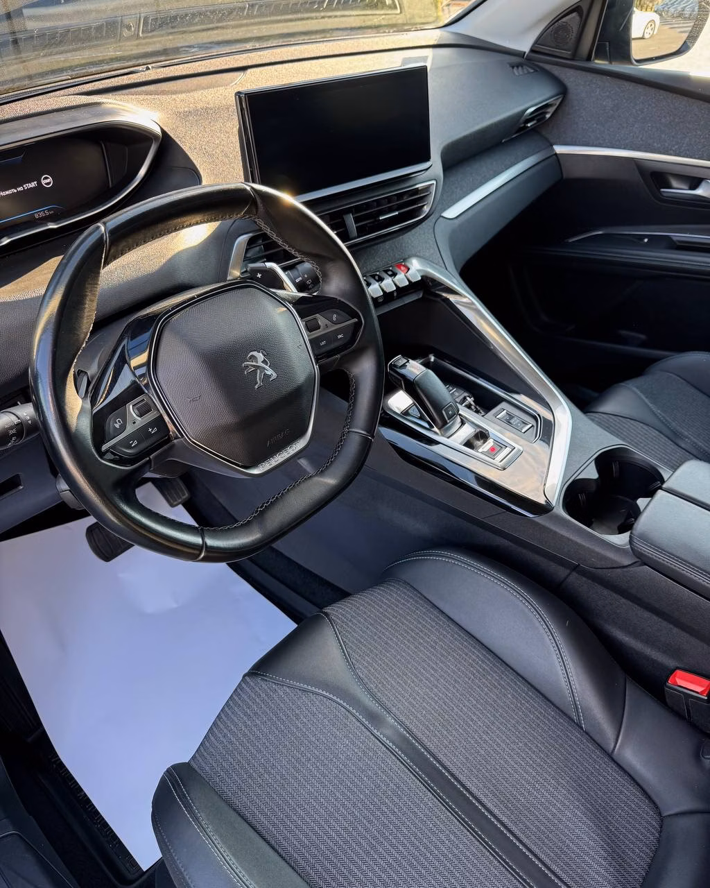 Peugeot 5008 фото 11
