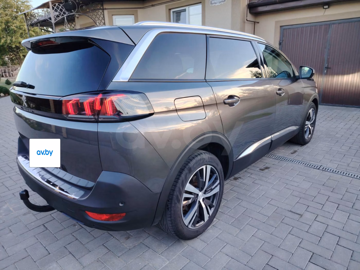 Peugeot 5008 фото 2